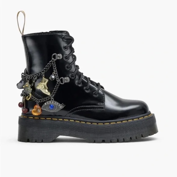 Marc Jacobs Shoes - LIKE New in the box size 38 Marc Jacobs’s Doc Marten Jadon boots. Women’s 8
